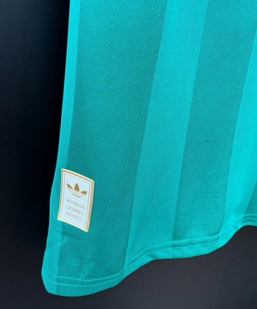 Liverpool  third - player version